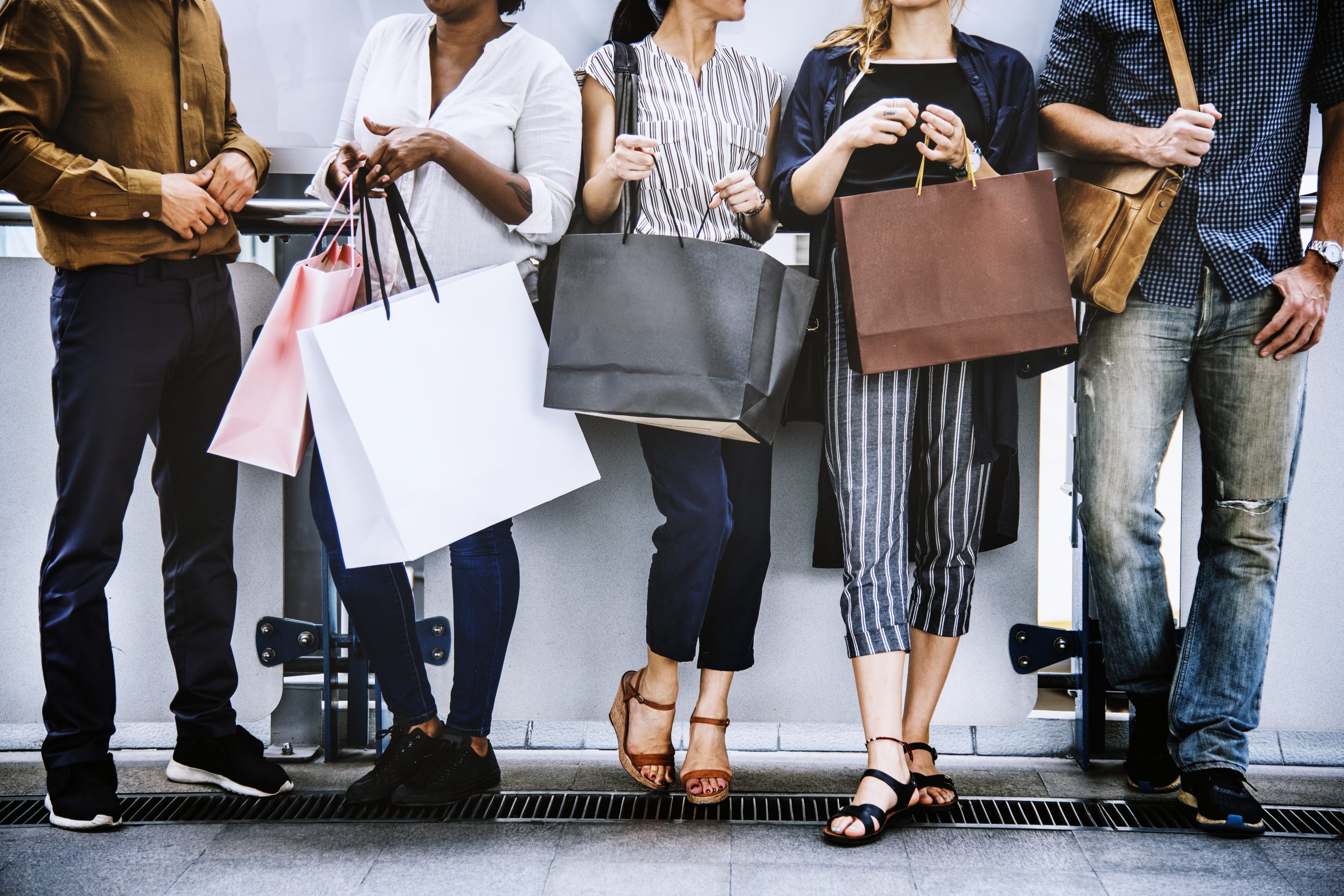 ULTIMI POSTI DISPONIBILI!!! FASHION MARKETING E VISUAL MERCHANDISING 08.30 – 12.30 (ONLINE – ISCRIZIONI APERTE)