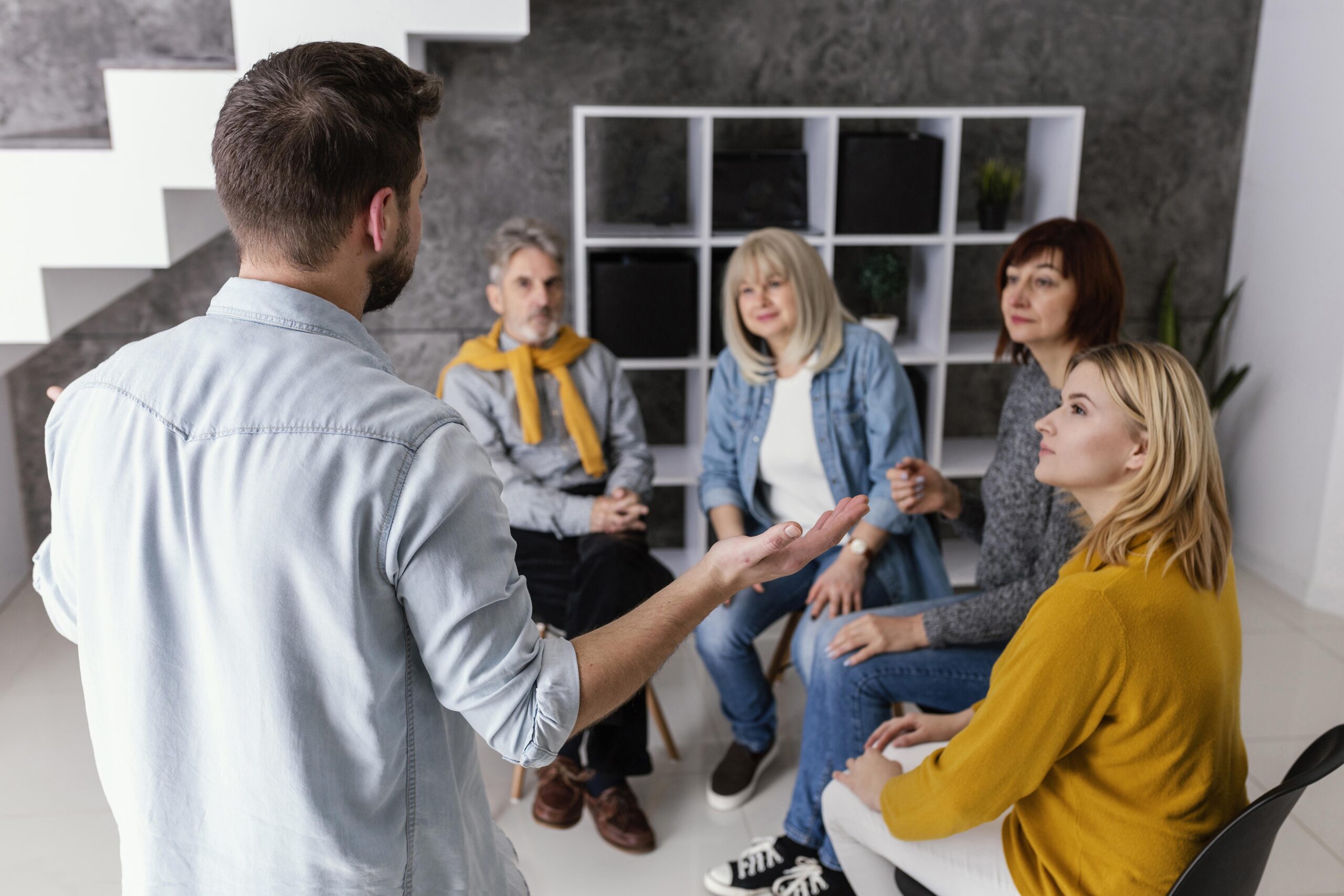 COACHING RELAZIONALE E INTELLIGENZA EMOTIVA IN AZIENDA: SVILUPPARE LE SOFT SKILLS VINCENTI DI DANIELA FILIDEI CASTIGLIONI 13.30 – 17.30 (ONLINE – ISCRIZIONI APERTE)