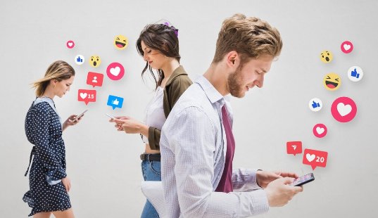 INFLUENCER & SELF BRAND STRATEGY: IMPARA A PROMUOVERE TE STESSO SUI SOCIAL MEDIA 08.30 – 13.30 (ONLINE – ISCRIZIONI APERTE)